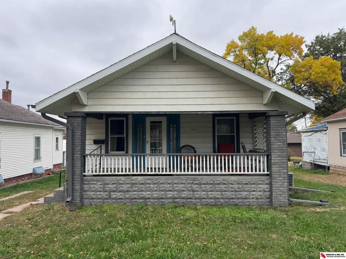 1319 F Street, Fairbury, NE 68352 - Image #1