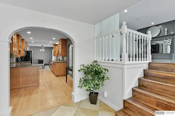 418 Bellevue Boulevard N, Bellevue, NE 68005