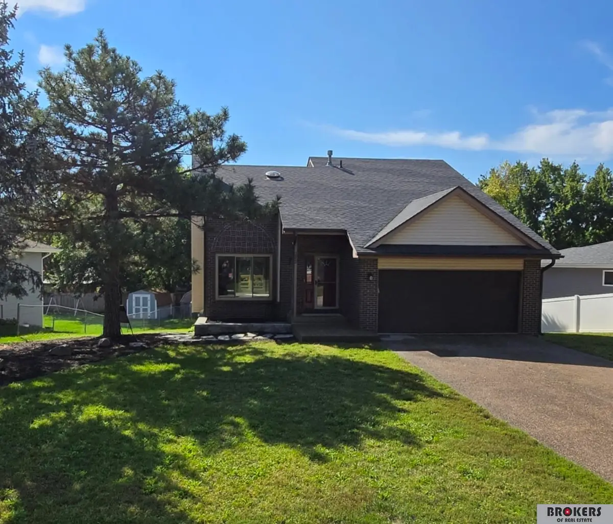 6121 Fleetwood Drive, Lincoln, NE 68516 - Image #1