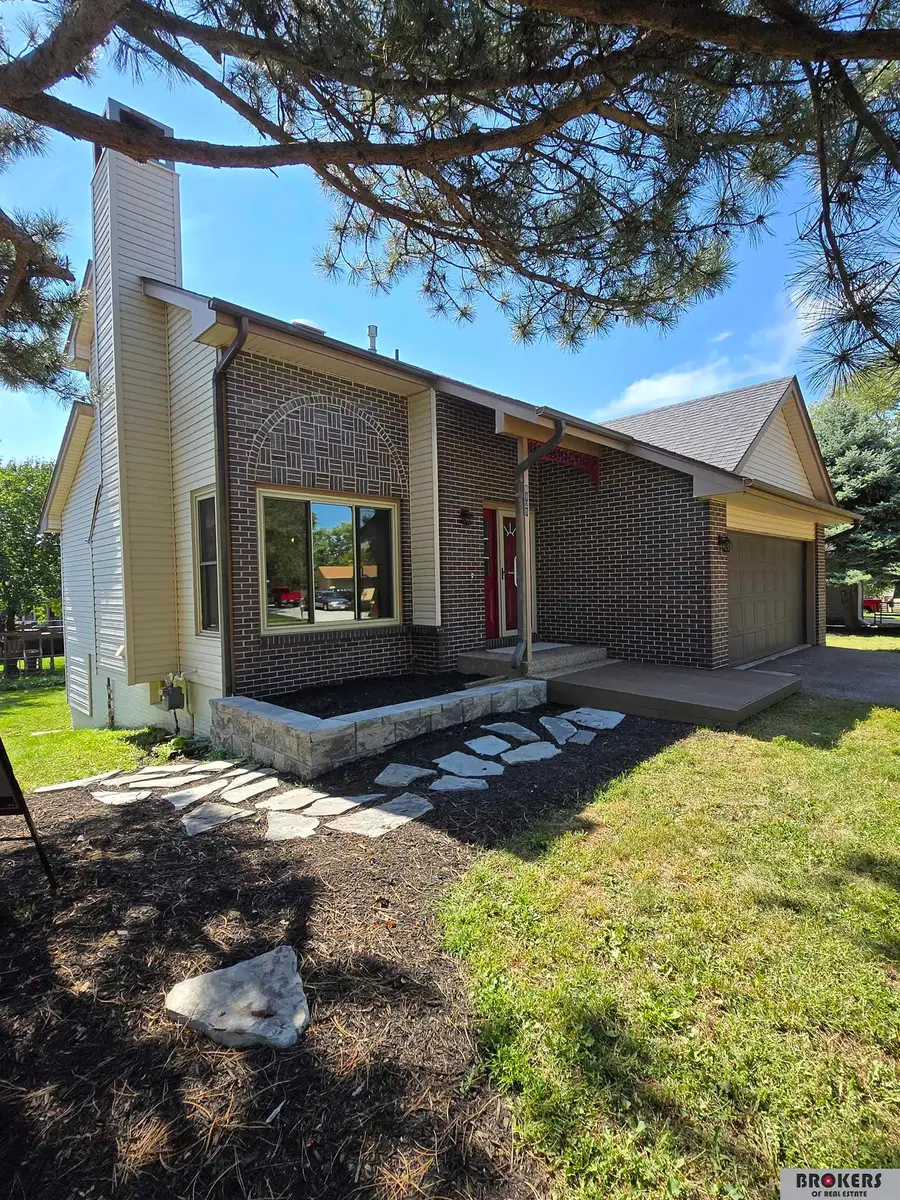 6121 Fleetwood Drive, Lincoln, NE 68516 - Image #3