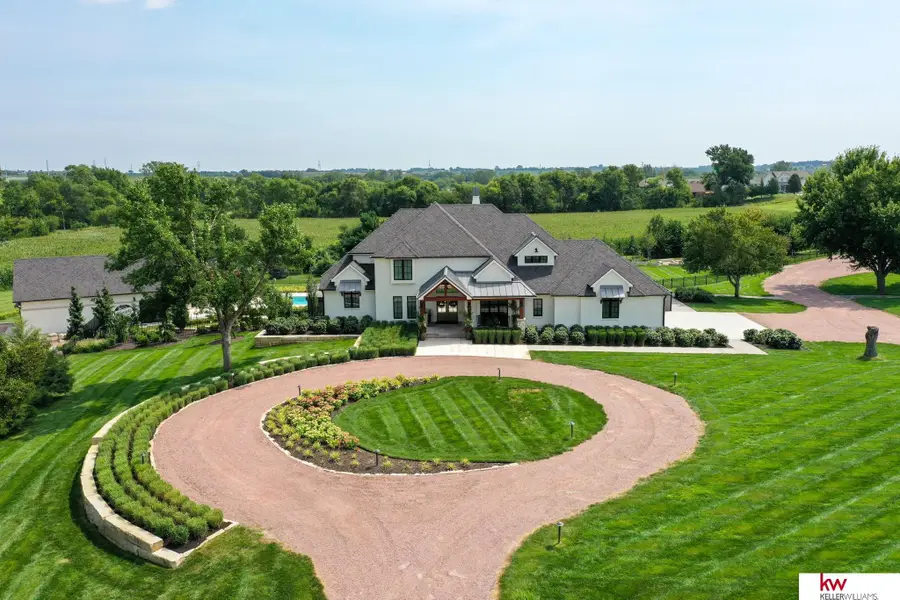 10617 N 156th Street, Bennington, NE 68007 - Image #2