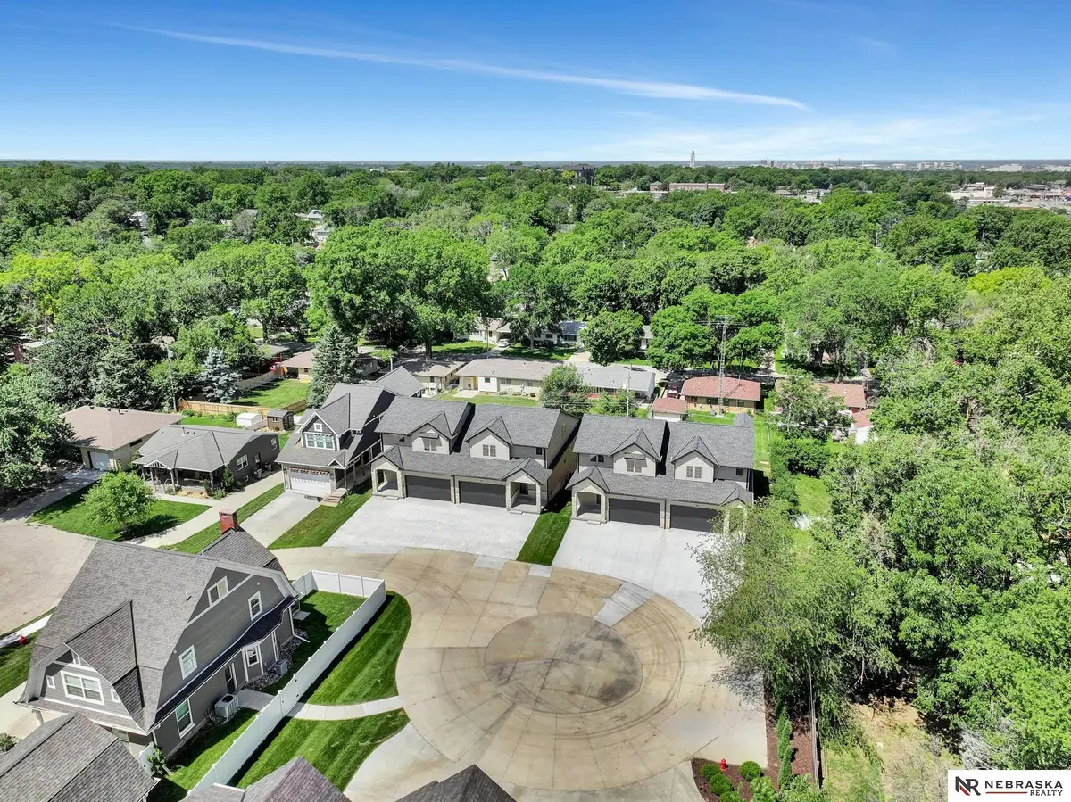 319 S 55th Street, Lincoln, NE 68510 - #1
