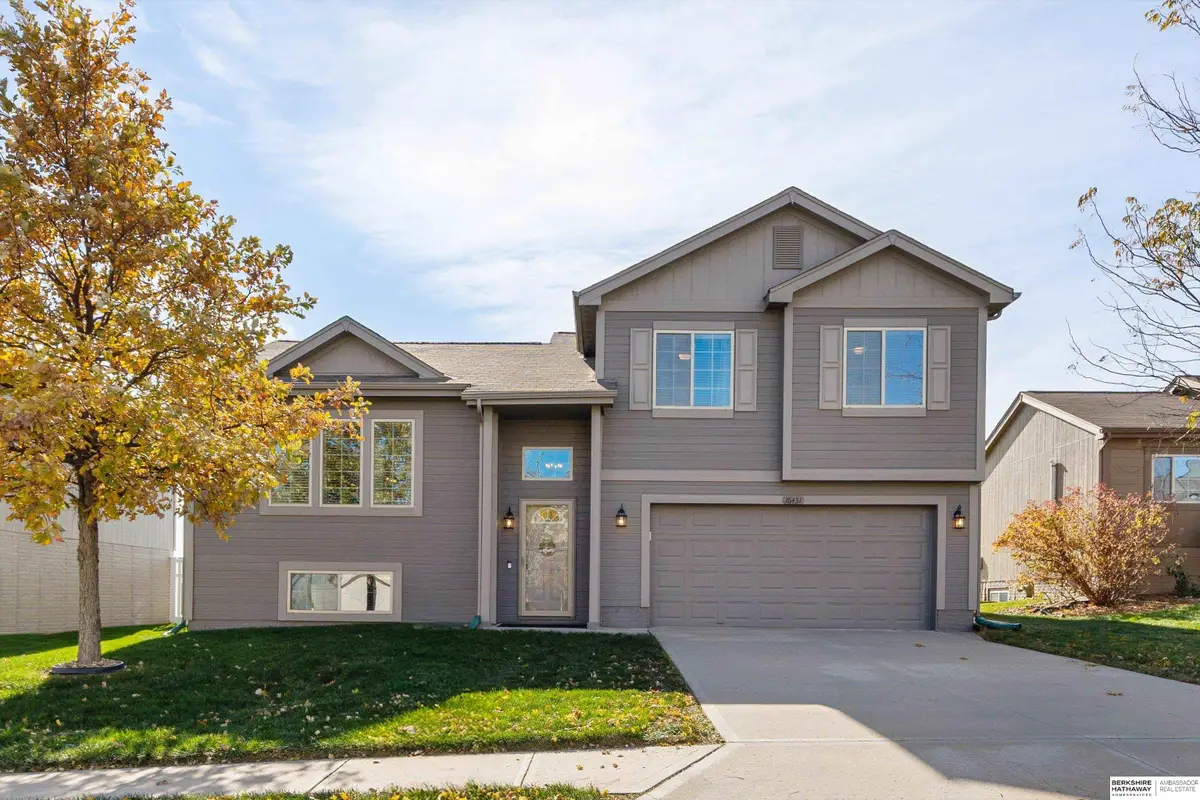 16431 Cary Street, Omaha, NE 68136 - Image #1