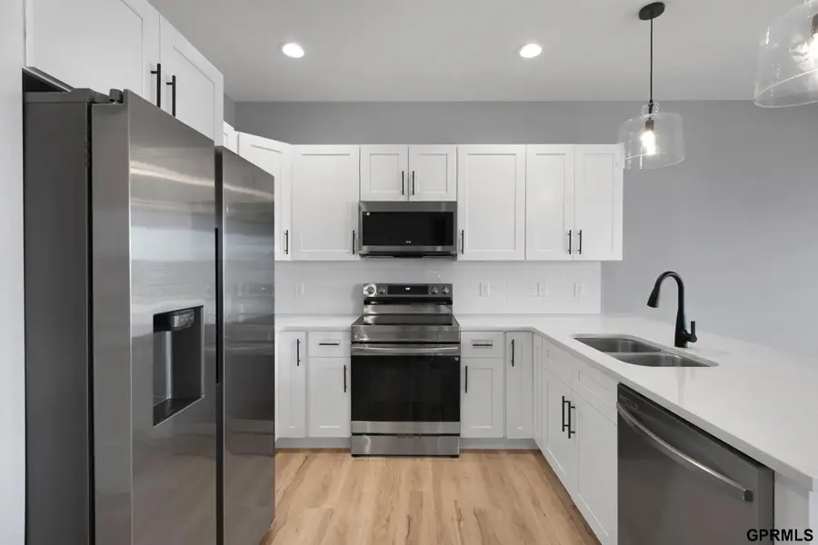 425 N 105th Street, Lincoln, NE 68527 - Image #3