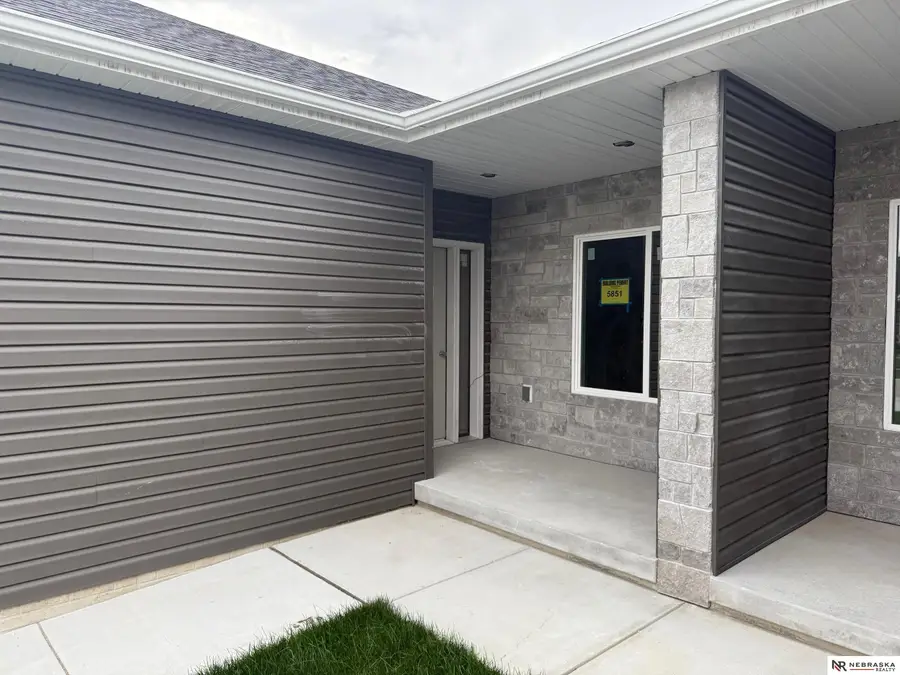 5851 S 95th Street, Lincoln, NE 68526 - Image #3
