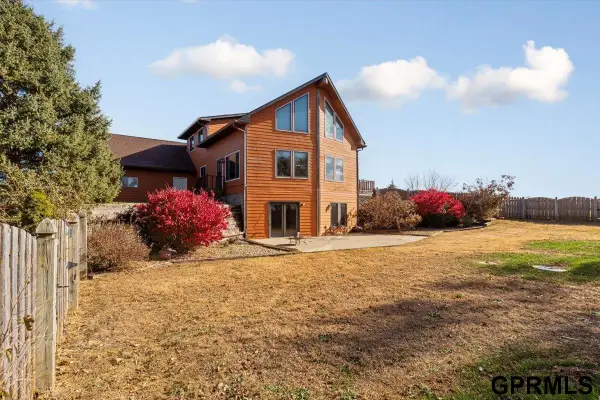 3244 Ruan Place, Neola, IA 51559