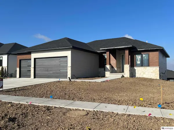 9401 S 87th Street, Lincoln, NE 68526