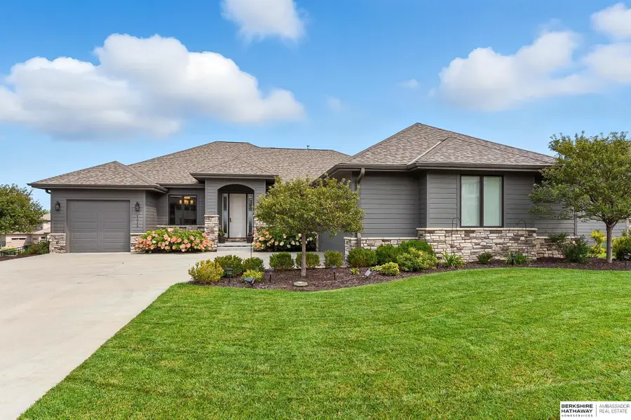 2015 S 210th Street, Elkhorn, NE 68022 - Image #2