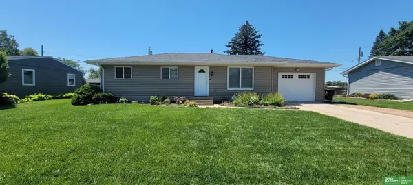 2117 N Nebraska Avenue, York, NE 68467