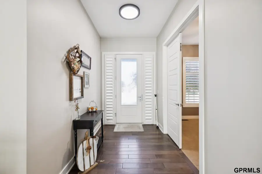 9335 Ravenwood Lane, Lincoln, NE 68526 - Image #3