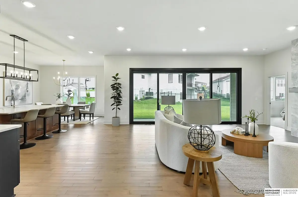 5915 N 169 Street, Omaha, NE 68116 - Image #1