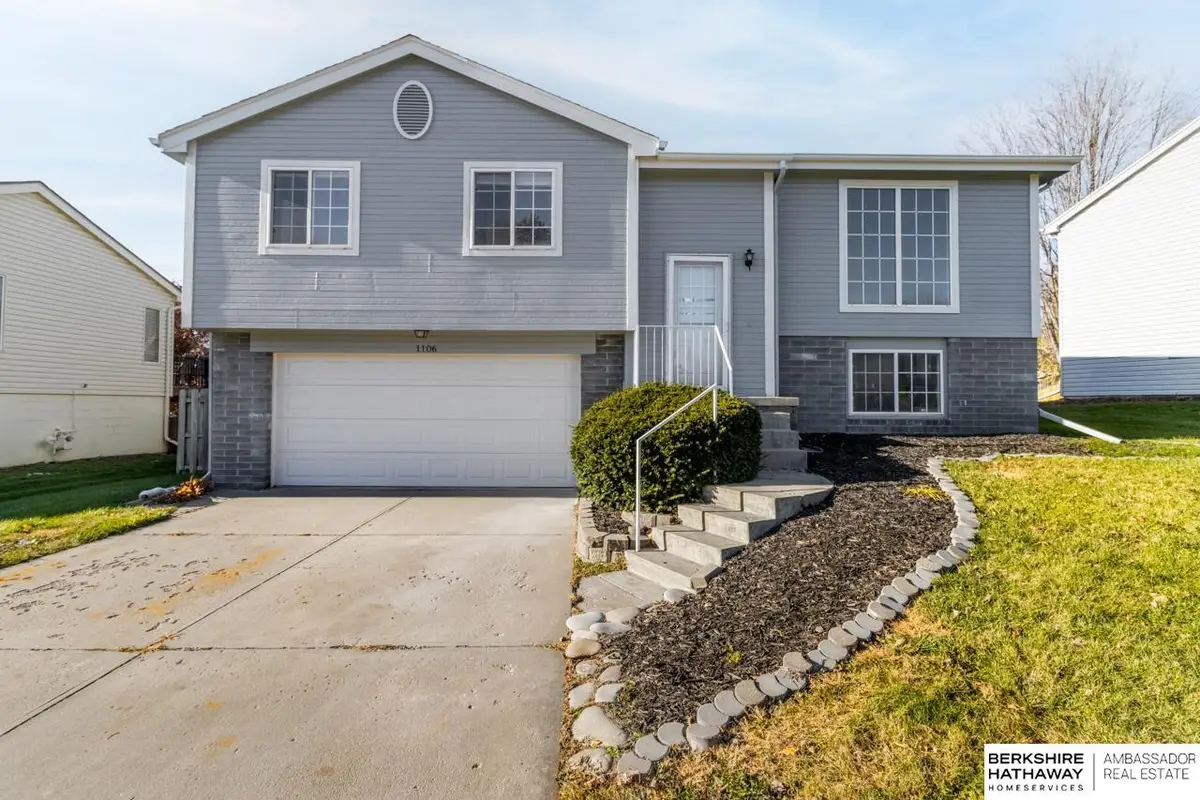 1106 Marshall Circle, Papillion, NE 68046 - #1