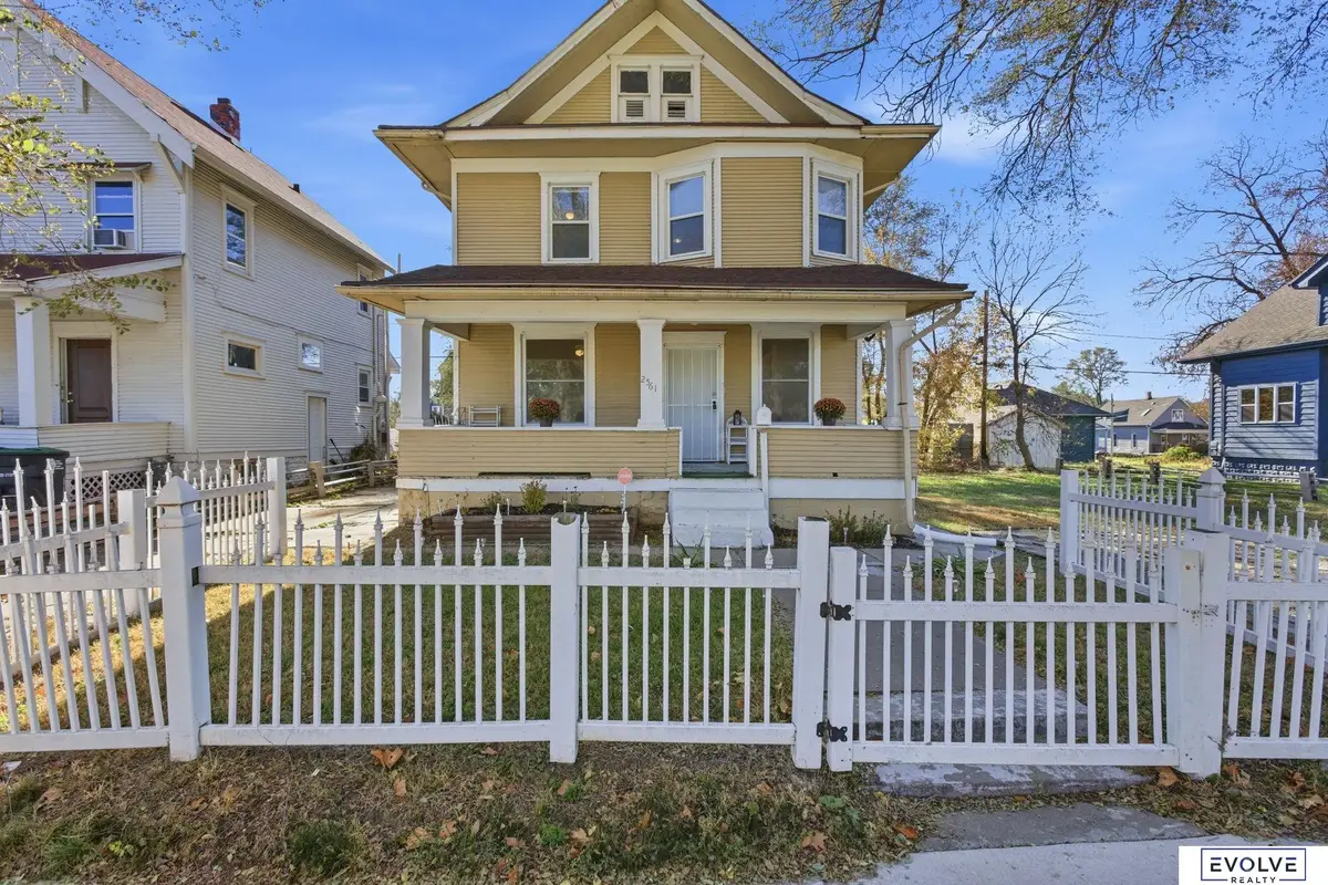 2561 Pinkney Street, Omaha, NE 68111-0000 - Image #1
