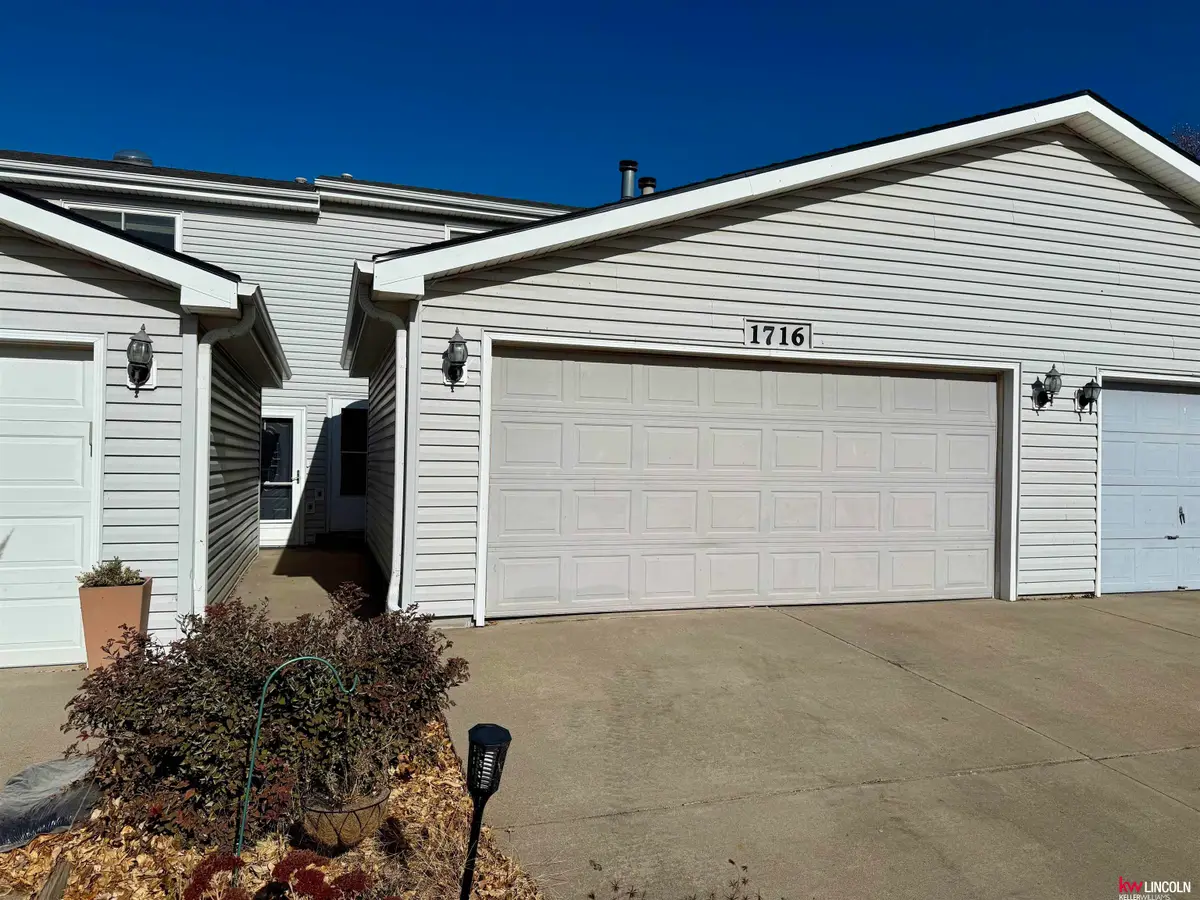 1716 Granada Lane, Lincoln, NE 68528 - Image #1