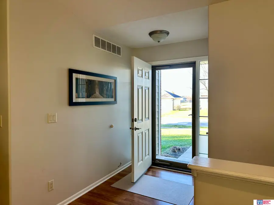 6744 Glass Ridge Drive, Lincoln, NE 68526 - Image #2