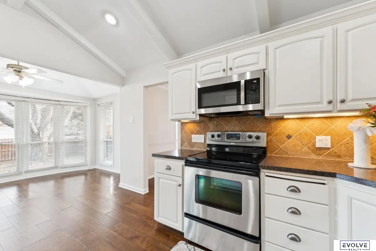 635 N 152nd Circle, Omaha, NE 68154 - Image #1