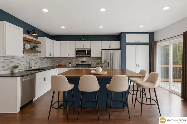 16409 Sherwood Avenue, Omaha, NE 68116