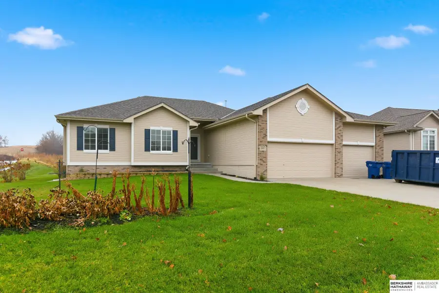 2303 Oriole Drive, Bellevue, NE 68123 - Image #2