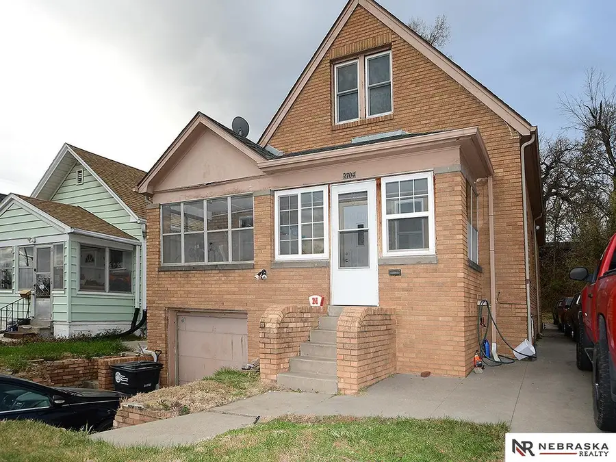 2704 S 13th Street, Omaha, NE 68108 - Image #2