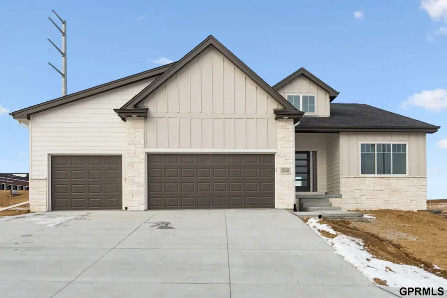 20108 R Street, Omaha, NE 68135 - Image #2