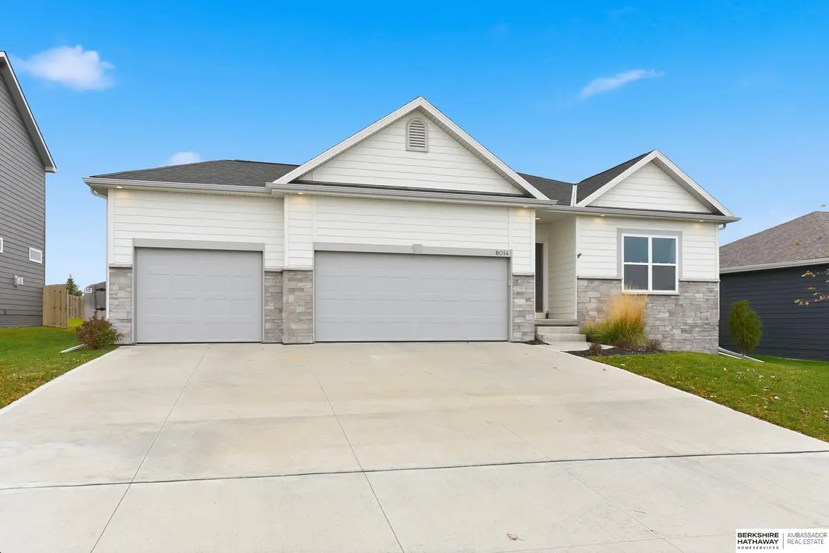 8014 N 167th Avenue, Bennington, NE 68007 - Image #1