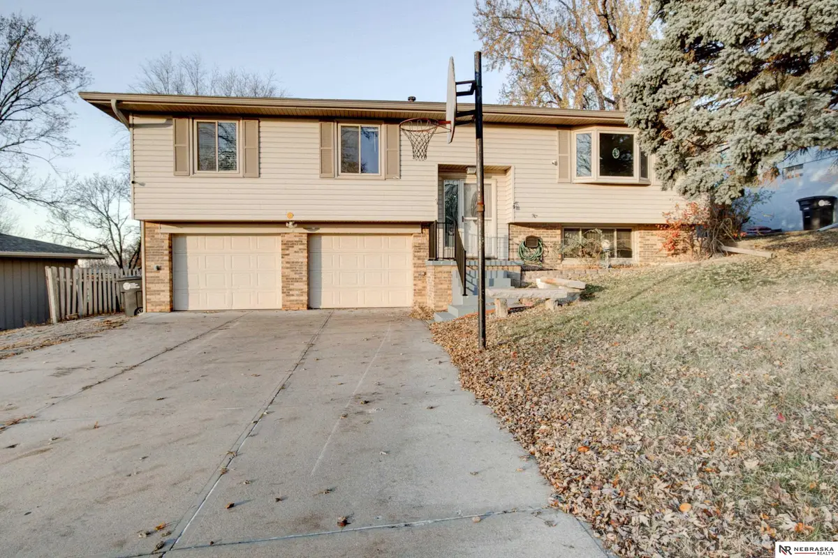 11430 Sunburst Street, Omaha, NE 68164 - Image #1