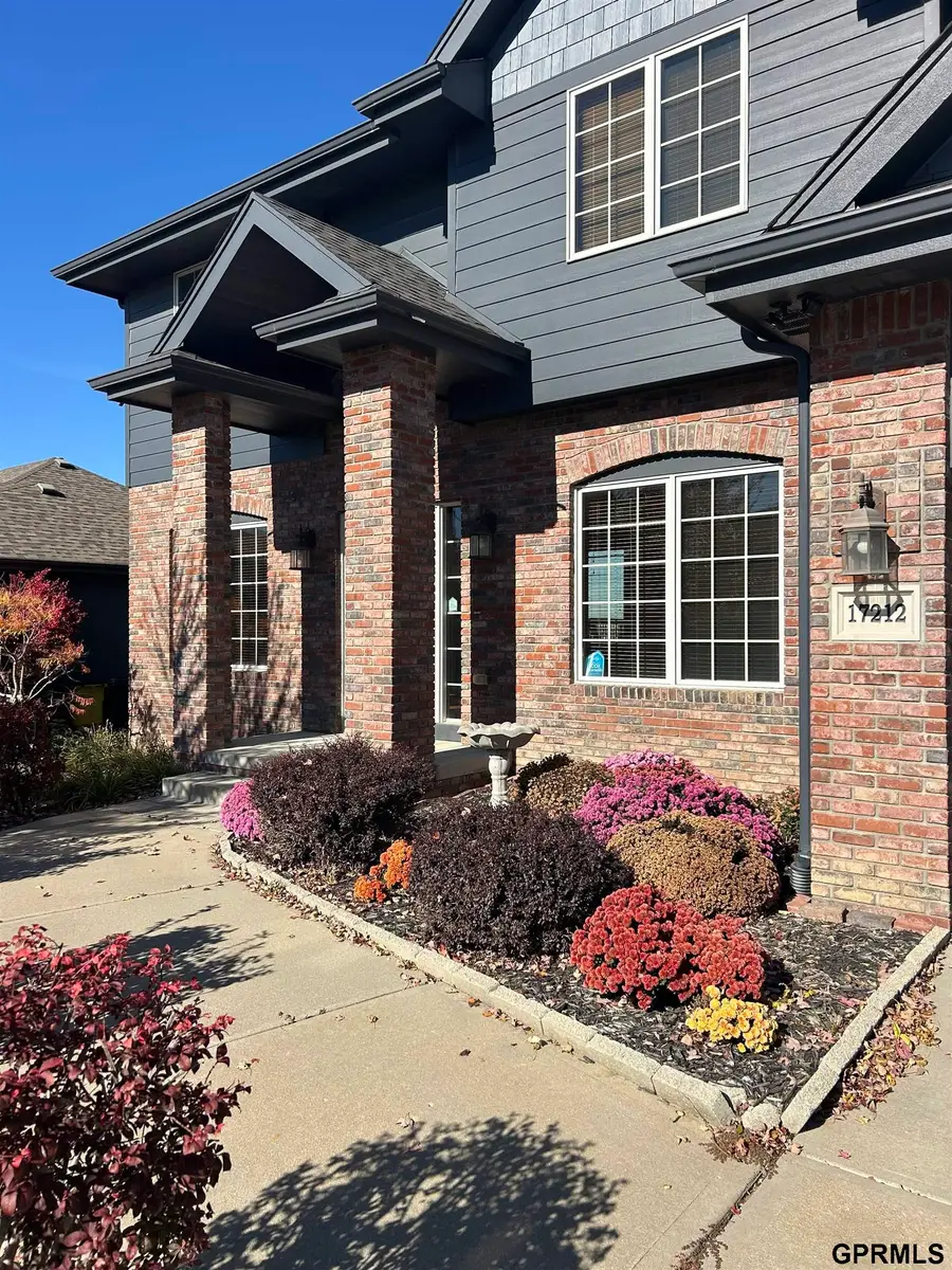 17212 Chutney Drive, Omaha, NE 68136 - Image #3