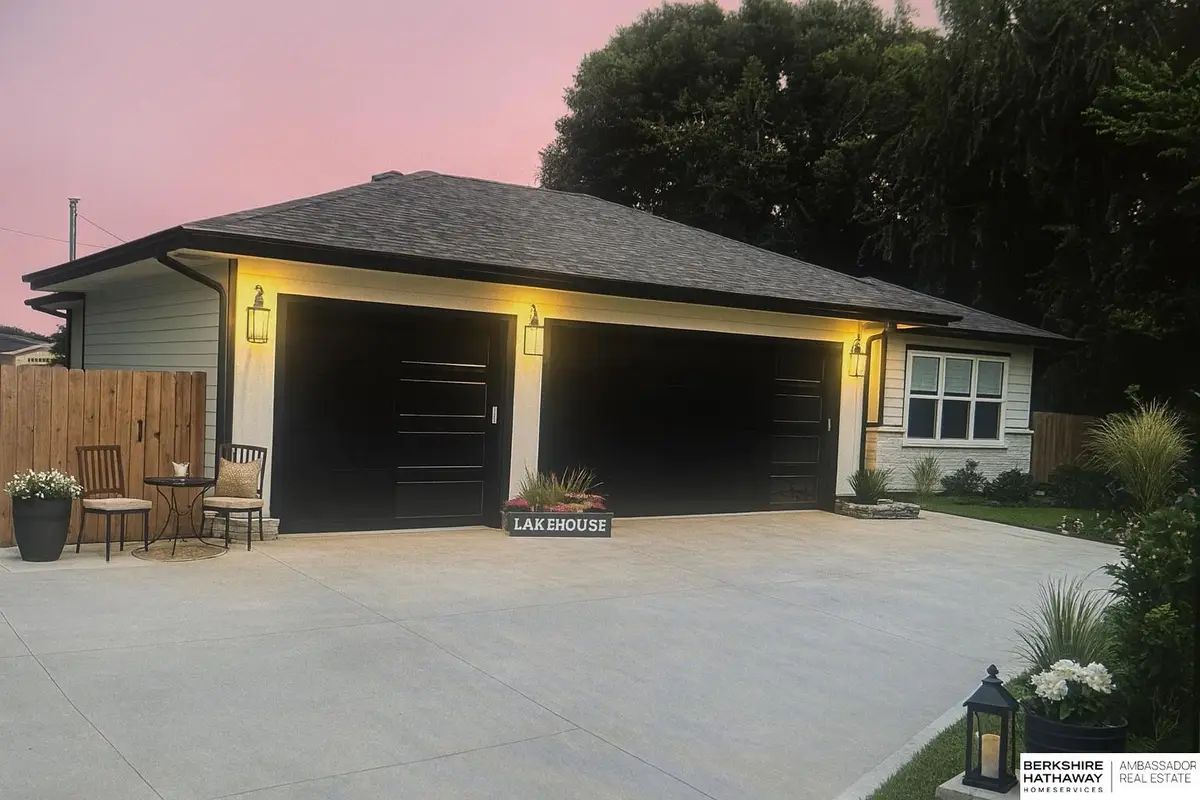 9518 Sterling Circle, Plattsmouth, NE 68048 - #1