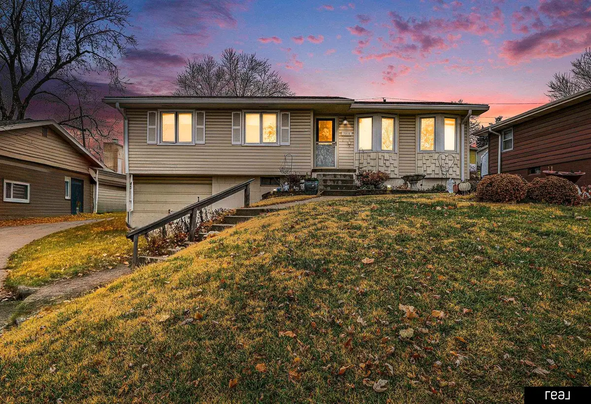 7210 Wood River Drive, Bellevue, NE 68157 - Image #1