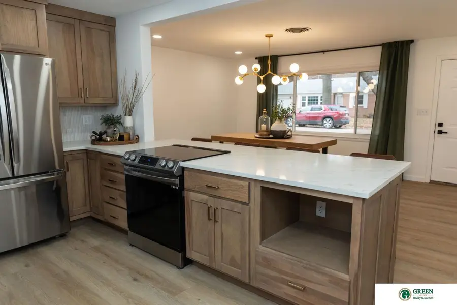 22 Arbor Court, York, NE 68467 - Image #3