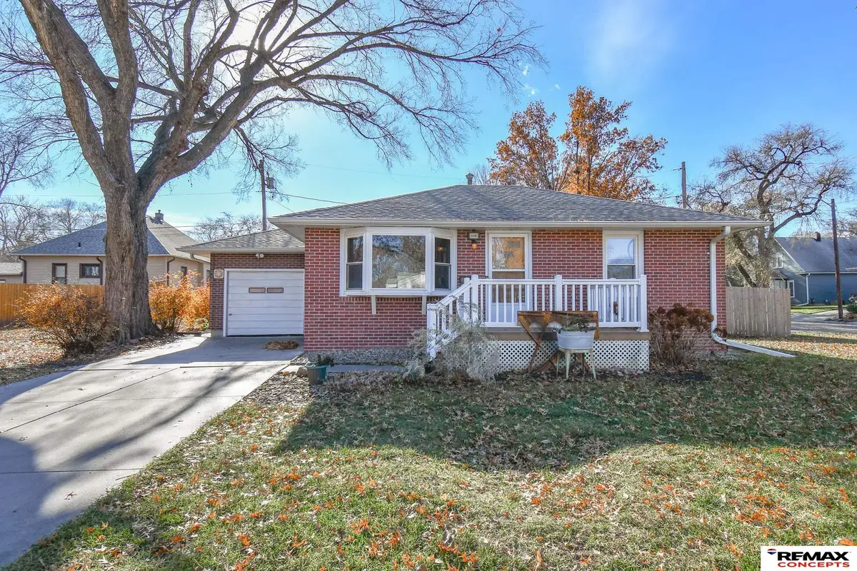 5401 Gladstone Street, Lincoln, NE 68504 - #1