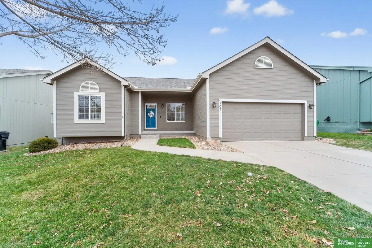 6707 N 148th Street, Omaha, NE 68116 - Image #1