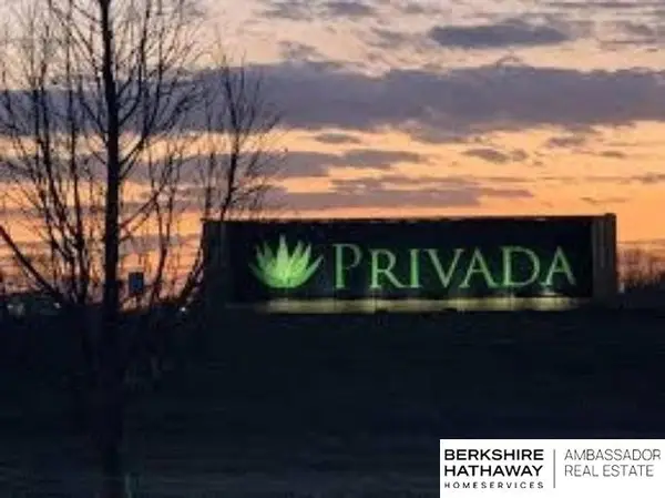 3322 S 207th Street, Omaha, NE 68022