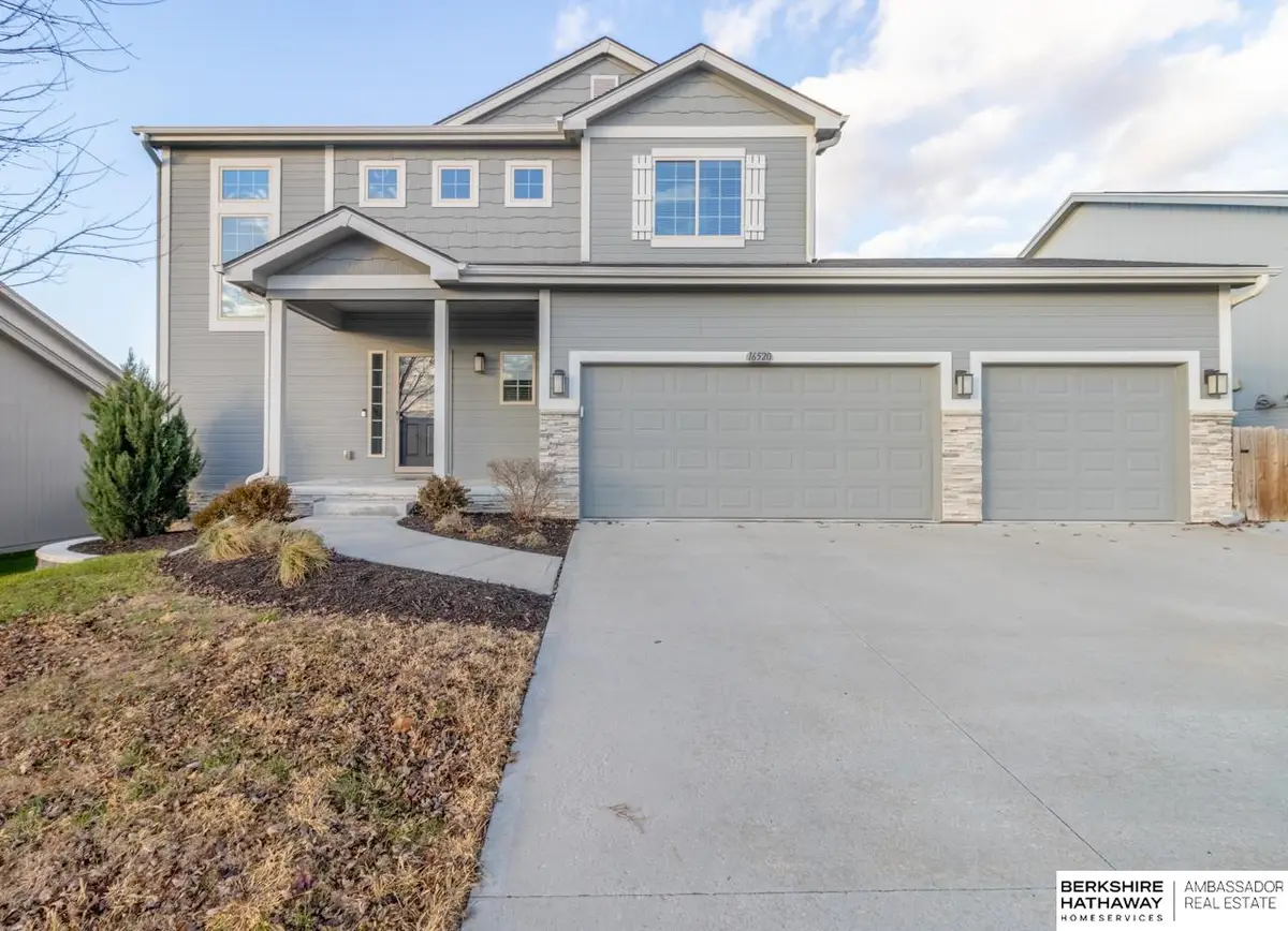16520 Potter Street, Bennington, NE 68007 - Image #1