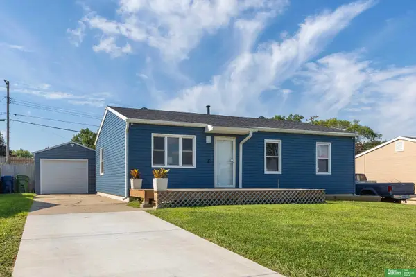 4113 Bartmann Drive, Bellevue, NE 68147