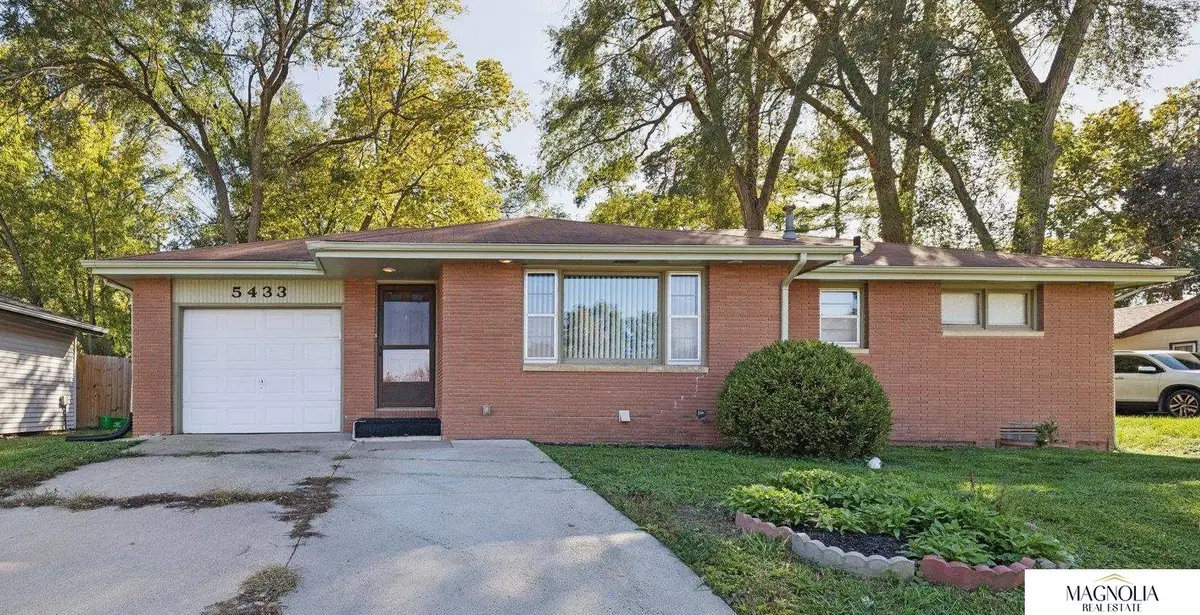 5433 Pioneers Street, Lincoln, NE 68506 - Image #1
