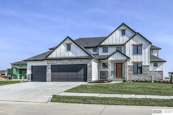 11012 S 222nd Street, Gretna, NE 68028