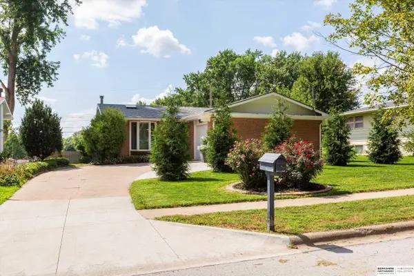 4810 N 83rd Street, Omaha, NE 68134