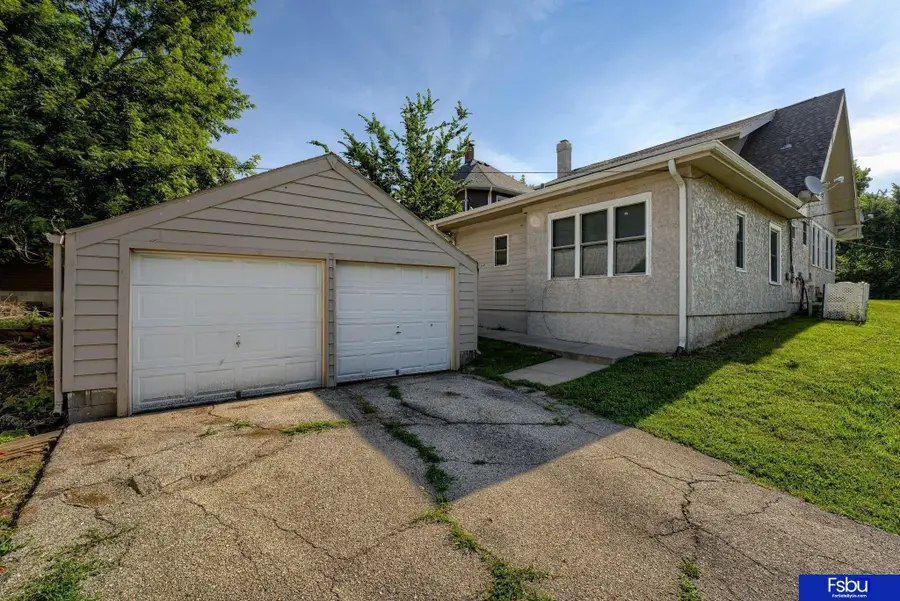824 S 38 Street, Omaha, NE 68105 - Image #3