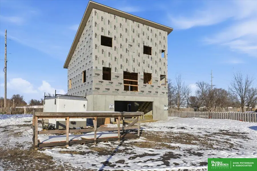 504 Hidden Meadows Drive, Fremont, NE 68025 - Image #2