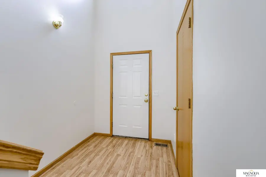 7331 Whitewater Lane, Lincoln, NE 68521 - Image #3