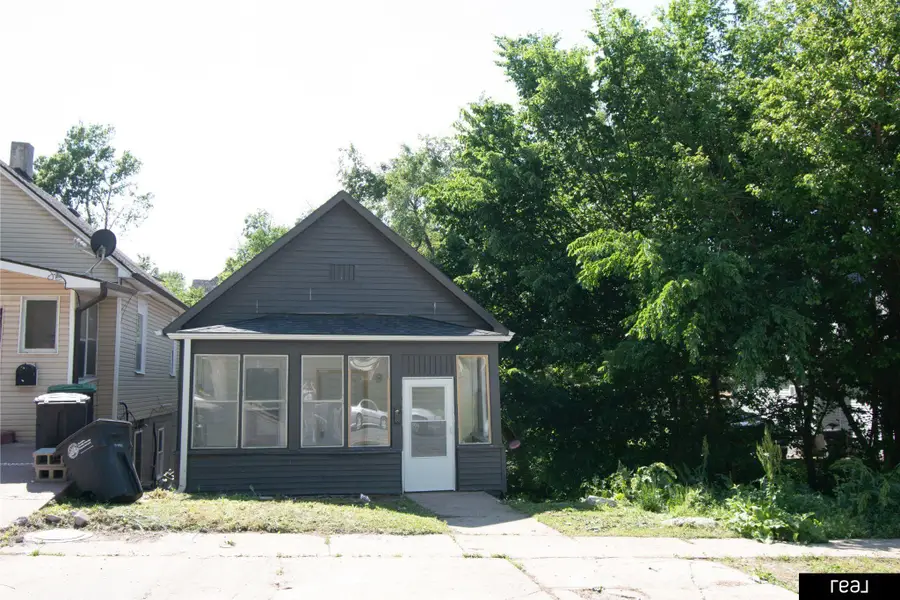 1204 S 27 Street, Omaha, NE 68105 - Image #2