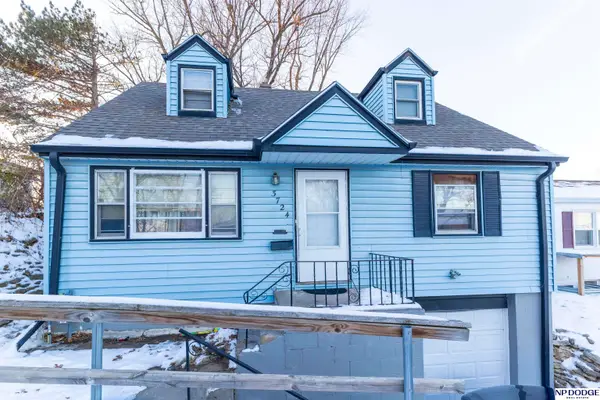 3724 N 41st Street, Omaha, NE 68111