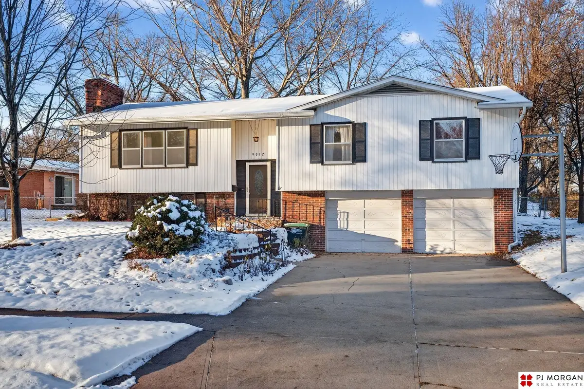 9812 Manderson Street, Omaha, NE 68134 - Image #1