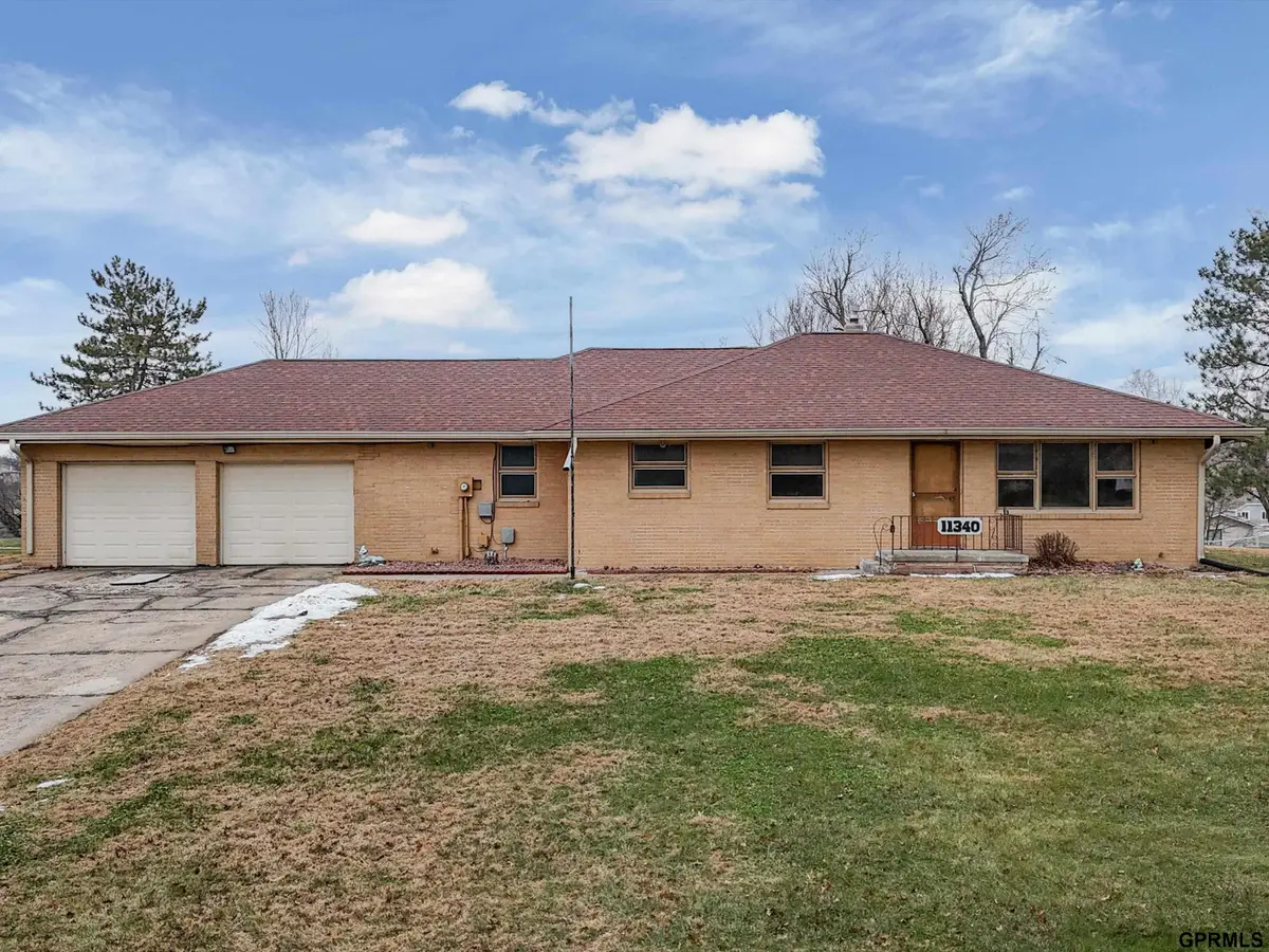 11340 Old Maple Road, Omaha, NE 68164 - Image #1