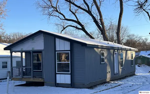 6775 Hamilton Street, Omaha, NE 68132