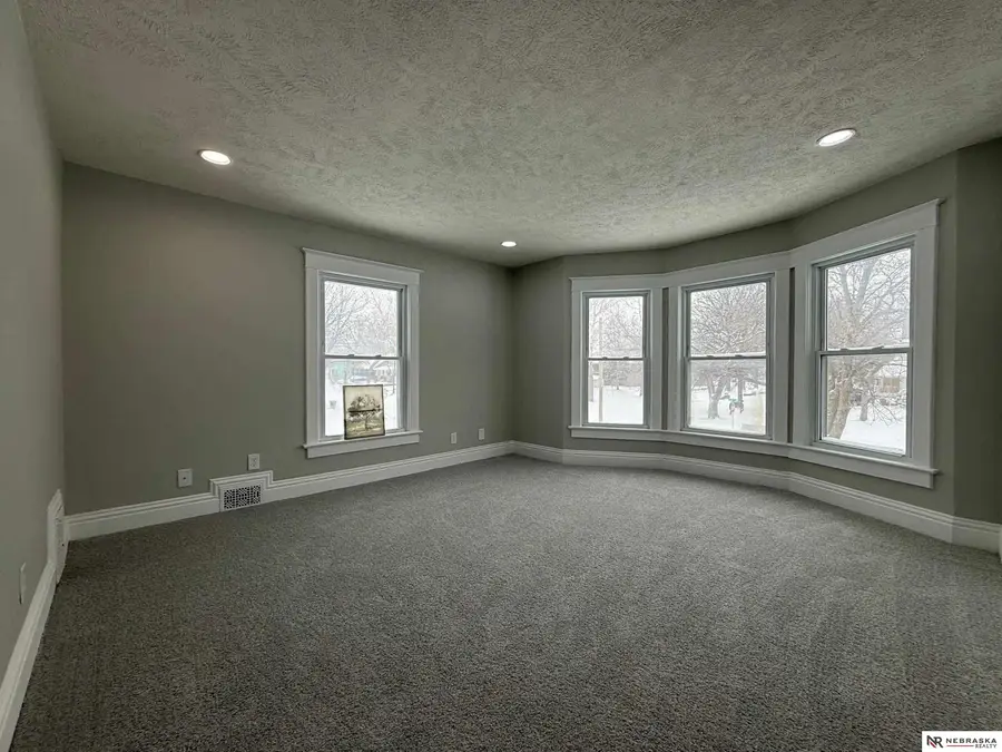 1446 S 11th Street, Lincoln, NE 68502 - Image #2