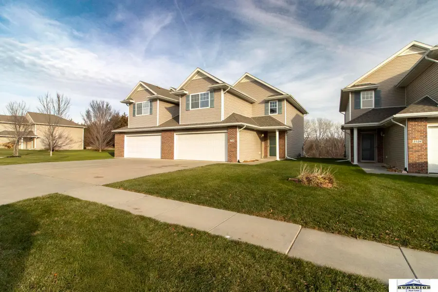 2530 Cedar Cove Road, Lincoln, NE 68507 - Image #2