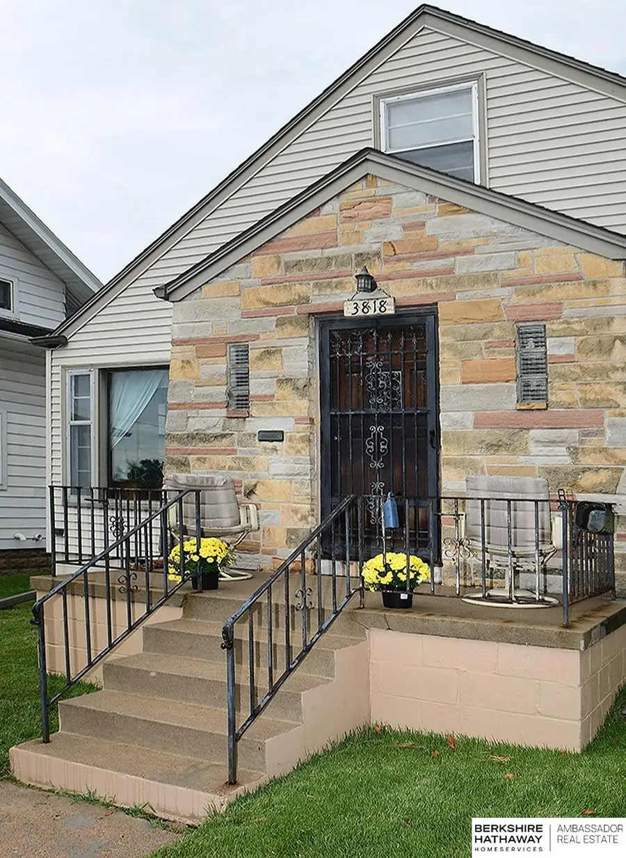 3818 T Street, Omaha, NE 68107 - #3