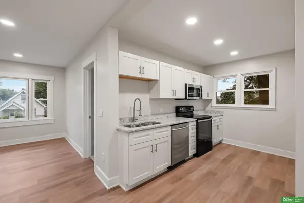 3849 Grover Street, Omaha, NE 68105